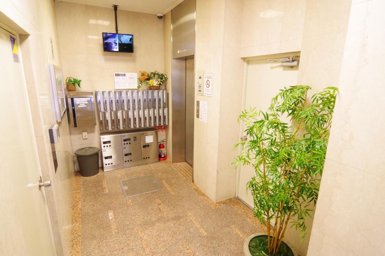 Nippombashi Art Hotel 506 Osaka Buitenkant foto